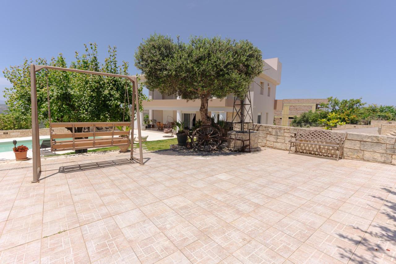 Blue Sky Villa In Crete Epano Vathia Exterior foto