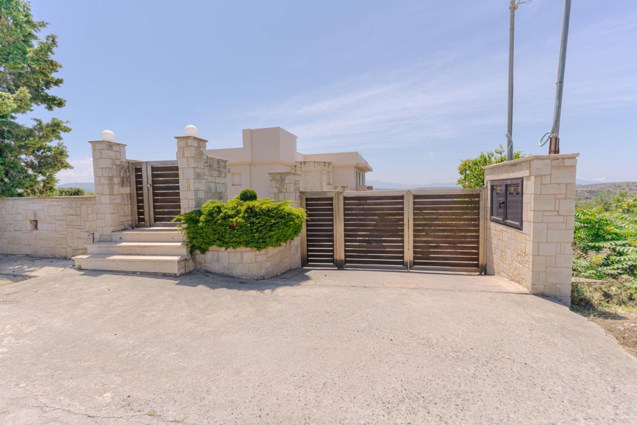 Blue Sky Villa In Crete Epano Vathia Exterior foto